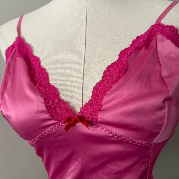 Coquette vintage Y2K Lolita Barbie Pink Dup Tone satin  lace trim top M - Picture 4 of 6